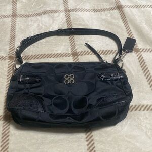 NWOT Coach Colette Black Signature shoulder bag